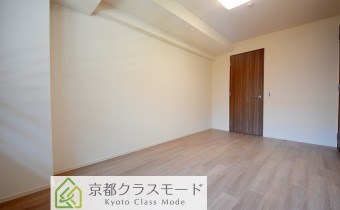 Room 8