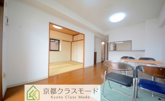 水廻り新品入替済みですので快適にお住まい頂けますよ♪