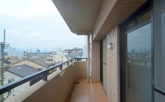 バルコニ－