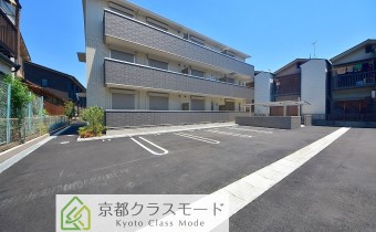 敷地内ガレージ