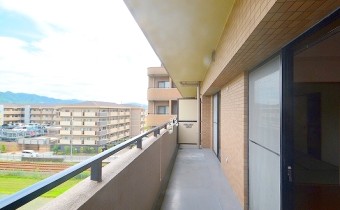 バルコニ－