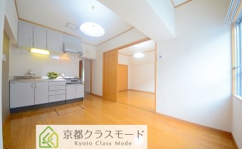 南向きリビング＆バルコニーで日当たり良好な2LDK♪