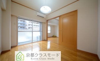 Room6