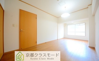 Room8