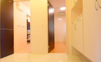 ※室内写真は同建物内の103号室のものです。