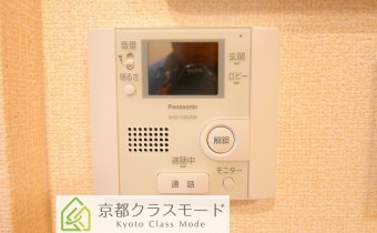 ※室内写真は同建物内の103号室のものです。