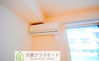 ※室内写真は同建物内の103号室のものです。