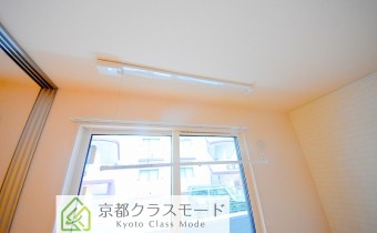 ※室内写真は同建物内の103号室のものです。