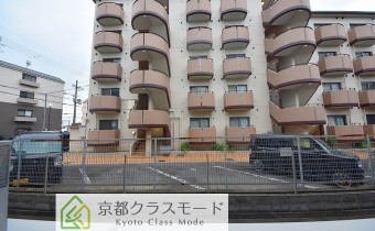 ※室内写真は同建物内の103号室のものです。