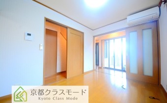 1F:　Room 6