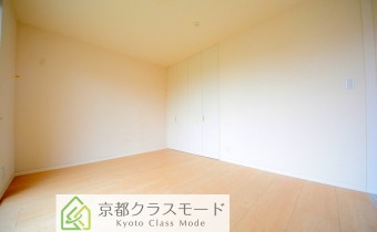 Room 7.4