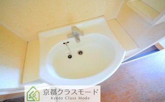 独立洗面台