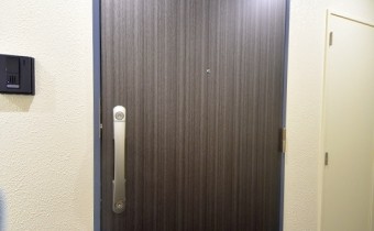 玄関ドア