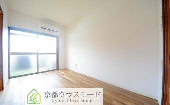 Room5