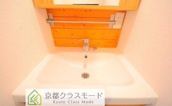 独立洗面台