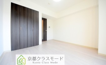 Room 7.4