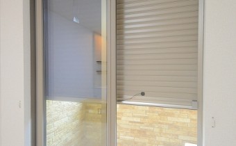 シャッター雨戸