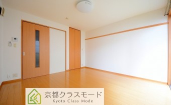 Room8