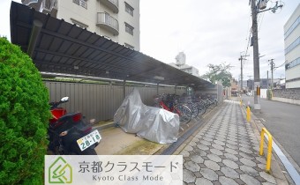バイク置場