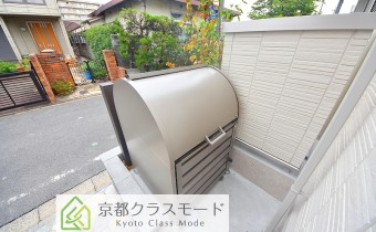 敷地内ゴミ置場