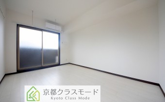 Room 7.7