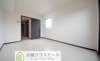Room 7.7