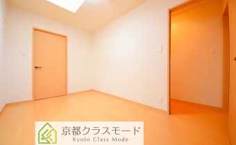 Room7