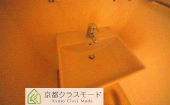 独立洗面台