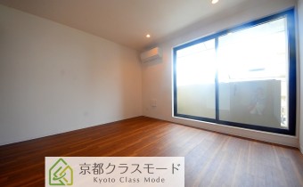 Room 8