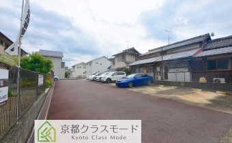 敷地内ガレージ