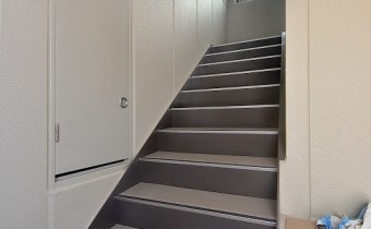 共用部　（階段）