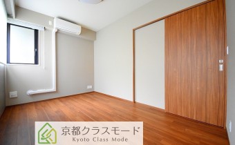 Room7