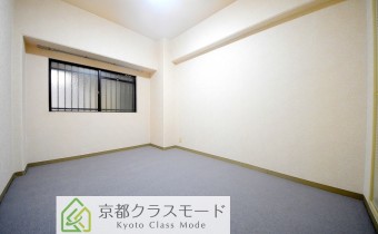 Room6