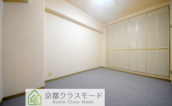 Room6