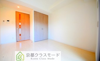 Room6