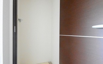 室内洗濯機置場※同マンション別室の写真です