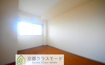 Room5