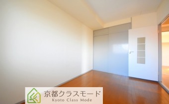 Room5