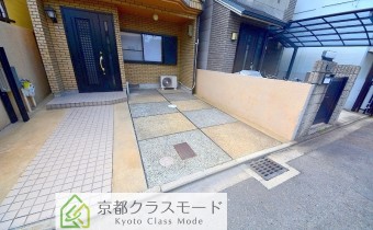 敷地内ガレージ