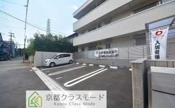 敷地内ガレージ
