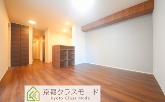陽当たりも良く明るい広々とした12帖のLDK♪