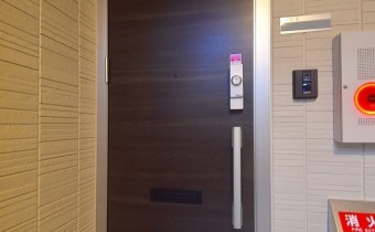 玄関ドア