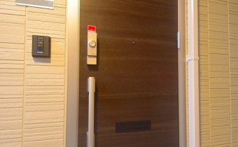 玄関ドア