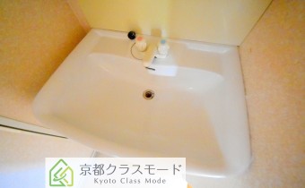 独立洗面台