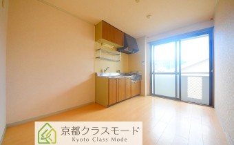 「振分けタイプ」2DK♪東向きバルコニーで陽当たり良好です♪