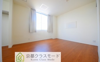 Room9
