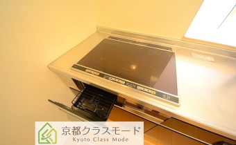 IH3口コンロ（グリル付）