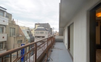 バルコニ－