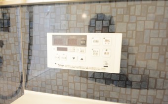 追い焚き機能付きバス