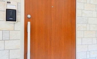 玄関ドア